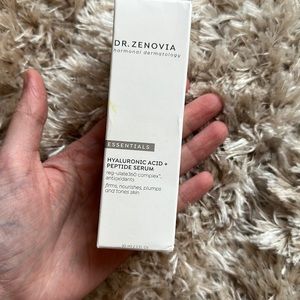Dr. Zenobia hyaluronic acid and peptide serum
